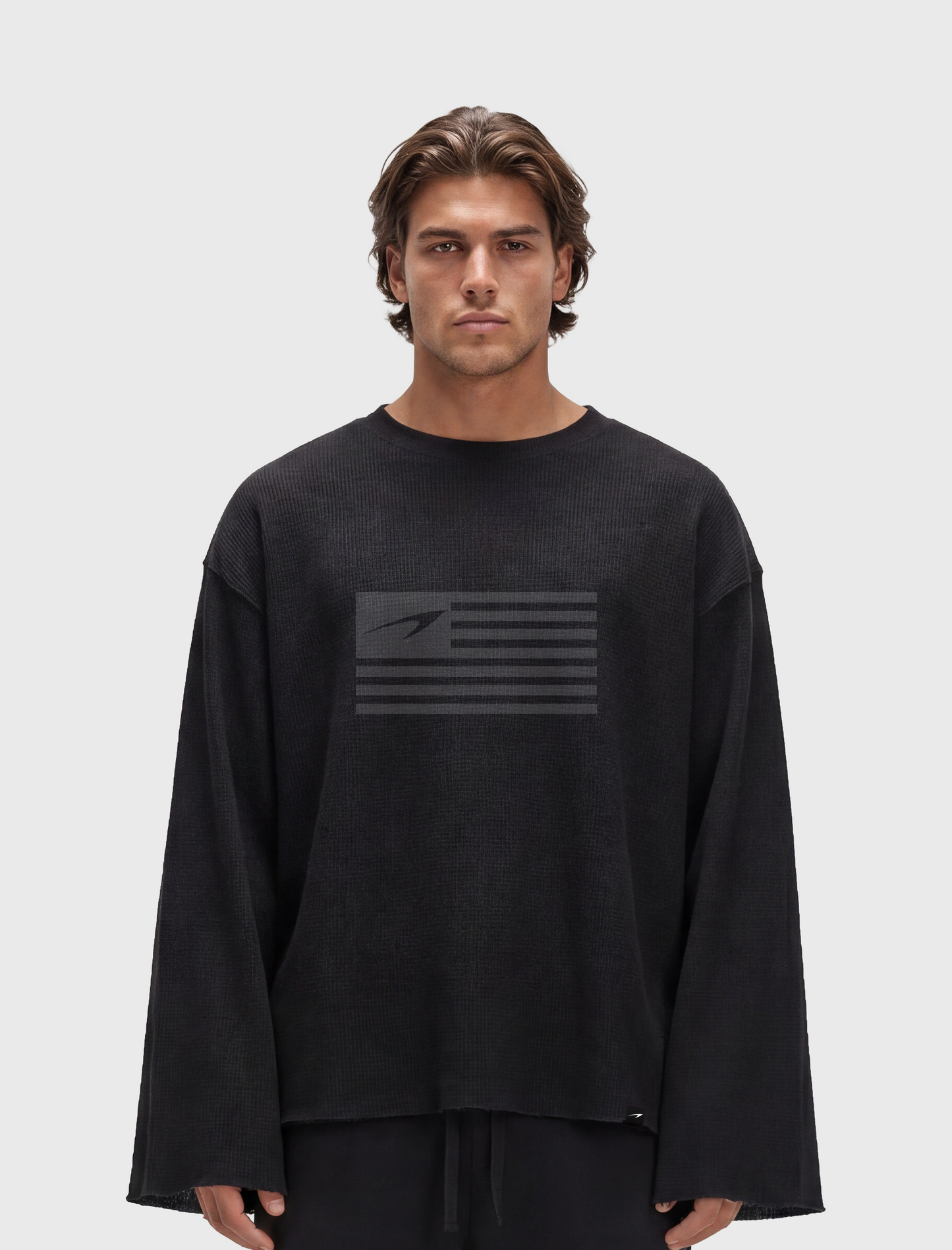 HERCXLES USA Rag Long Sleeve - Black front worn by model